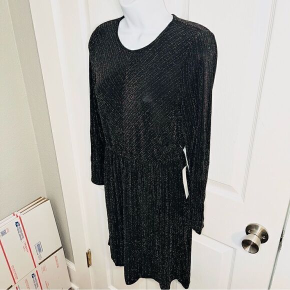 Modcloth Shimmer On Show Metallic Faux Wrap Dress Black Sparkle M NWT - Picture 7 of 11